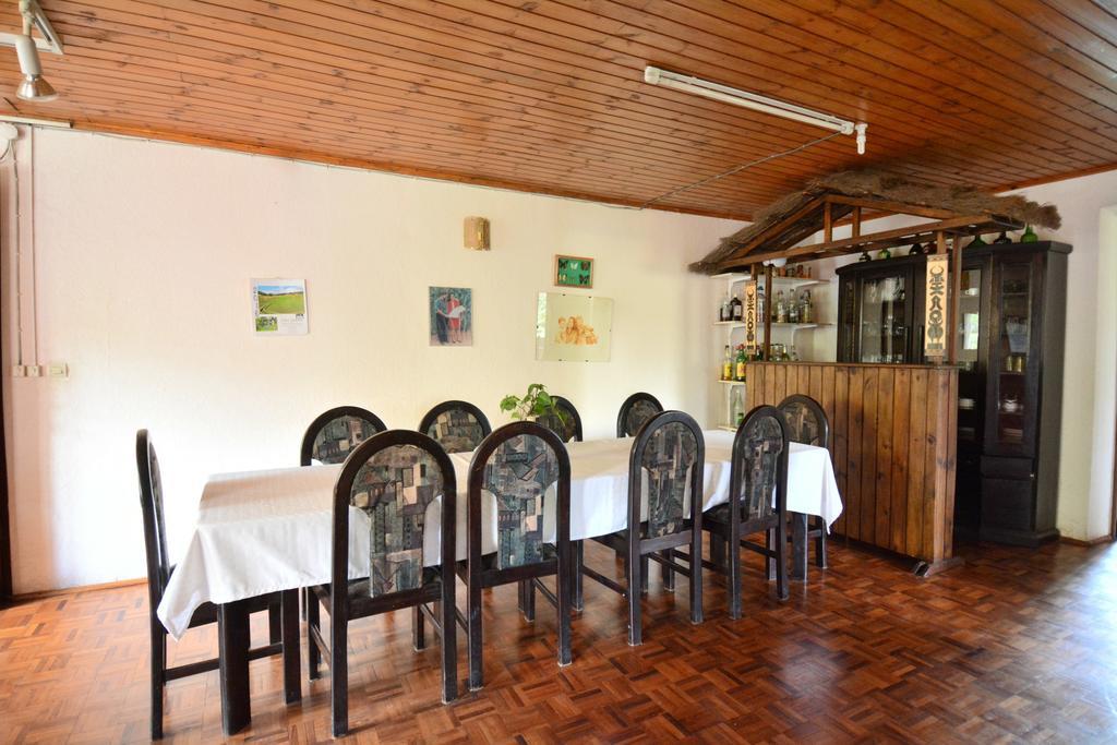 Hotel Chez Jeanne Antananarivo Exterior photo