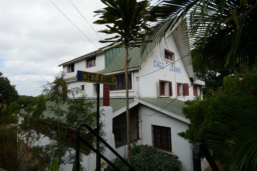 Hotel Chez Jeanne Antananarivo Exterior photo